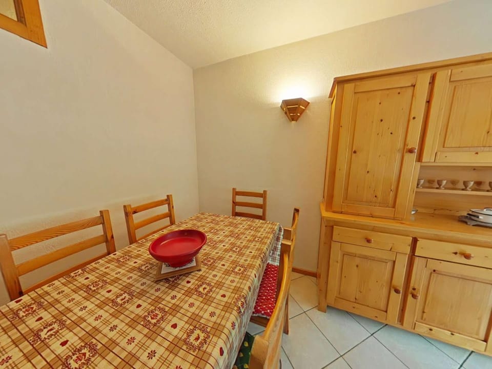 Appartement cosy 2 pièces, 6 couchages, animaux acceptés, casier à skis, centre proche - FR-1-241-193 Apartment in Le Grand-Bornand