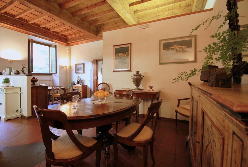 Dining area, Garden view