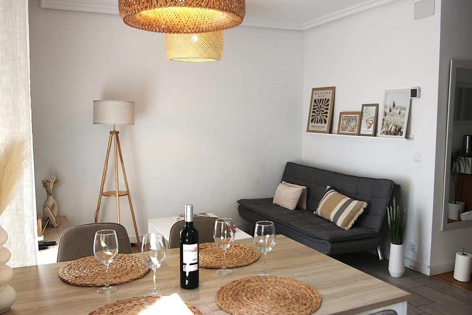 Apartamentos La Herradura PLaza Apartment in Haro