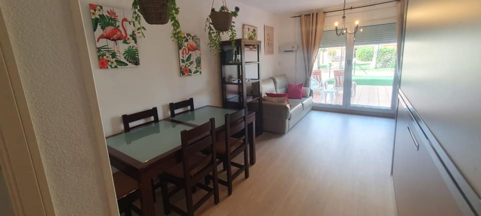 Primera Linea De Playa Apartment in Roquetas de Mar