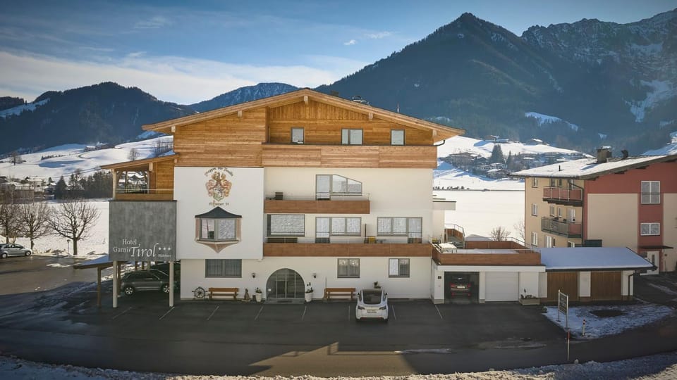 Property building, Natural landscape