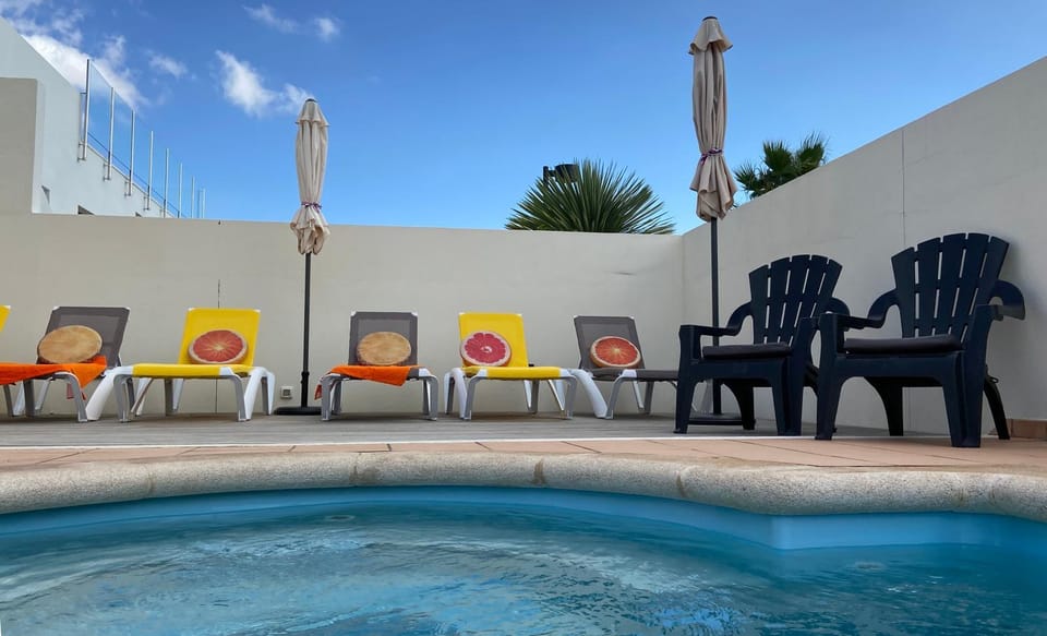 Balcony/Terrace, Swimming pool