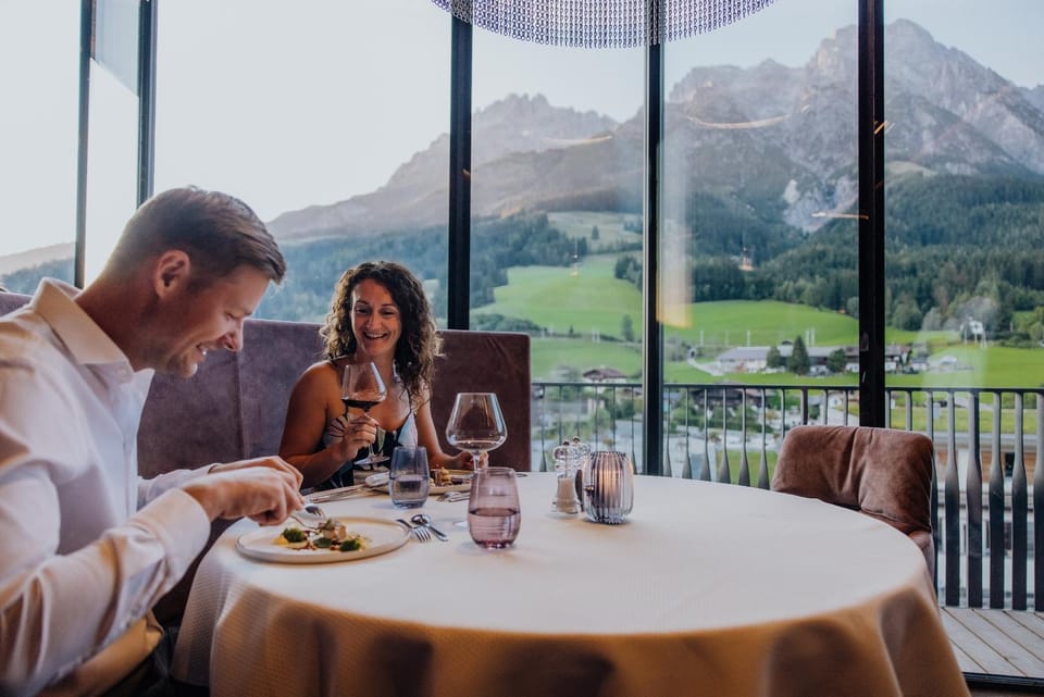 Restaurant/places to eat, Restaurant/places to eat, Food and drinks, Food, Mountain view, Dinner