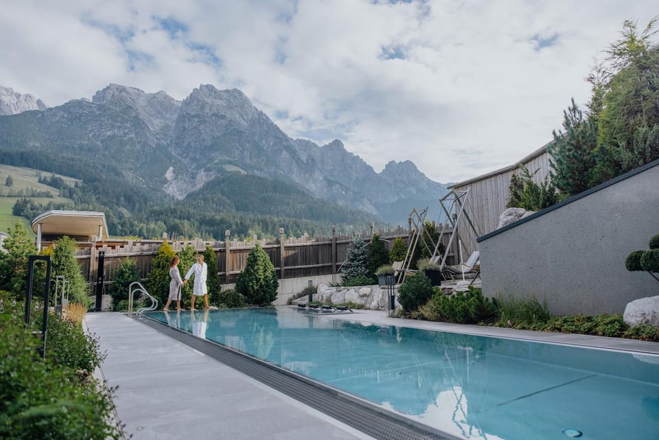 Hot Spring Bath, Spa and wellness centre/facilities, Mountain view, Pool view, Swimming pool, Swimming pool, sunbed