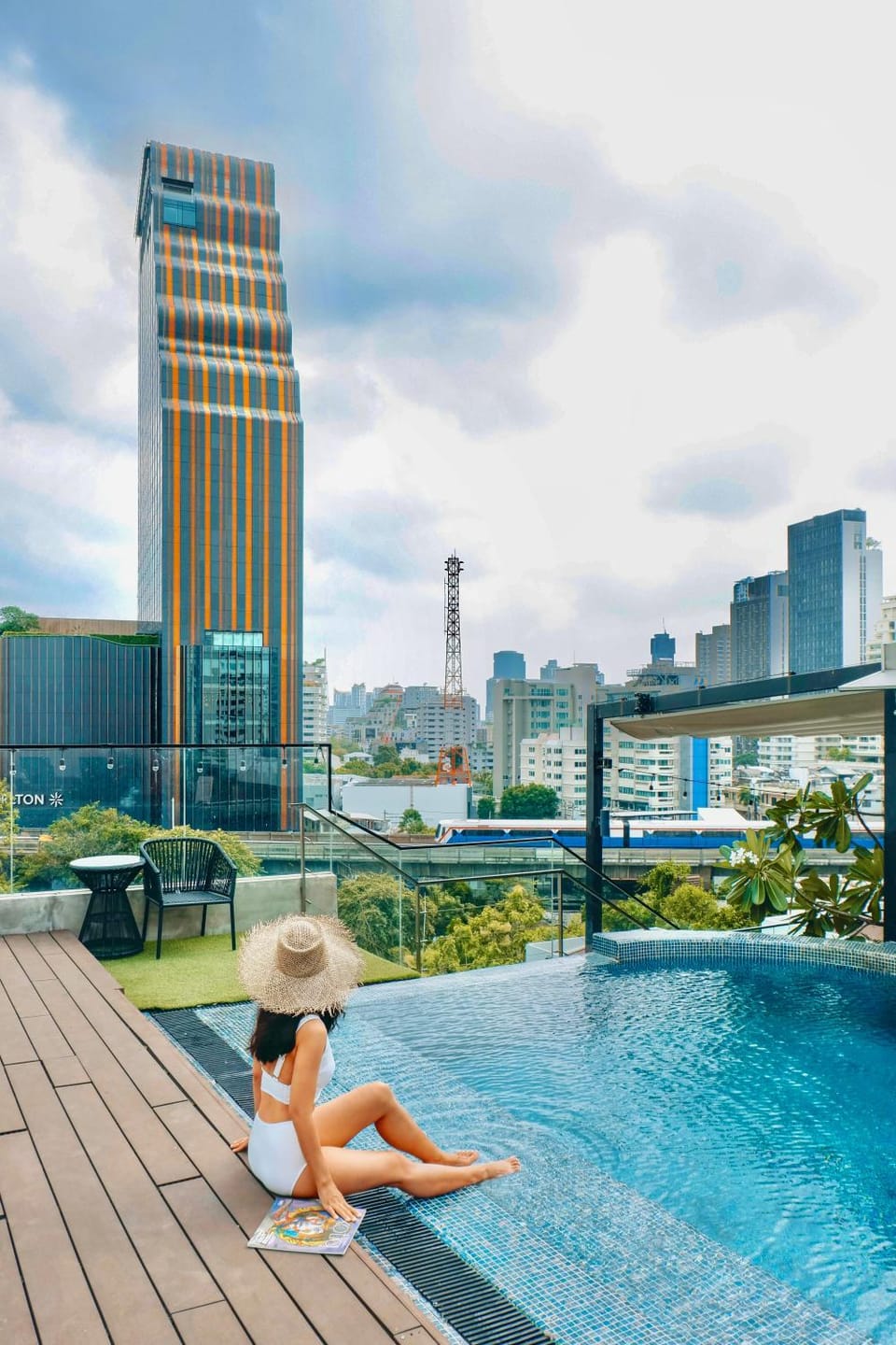 Swimming pool