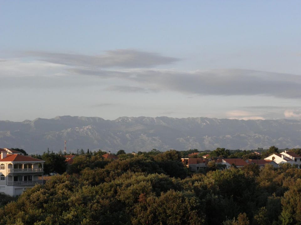 Property building, Mountain view