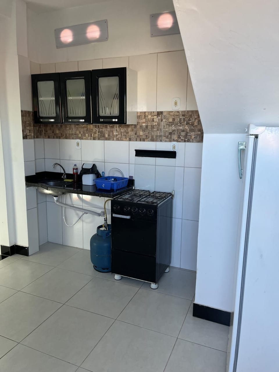 Kitchen or kitchenette, oven, stove
