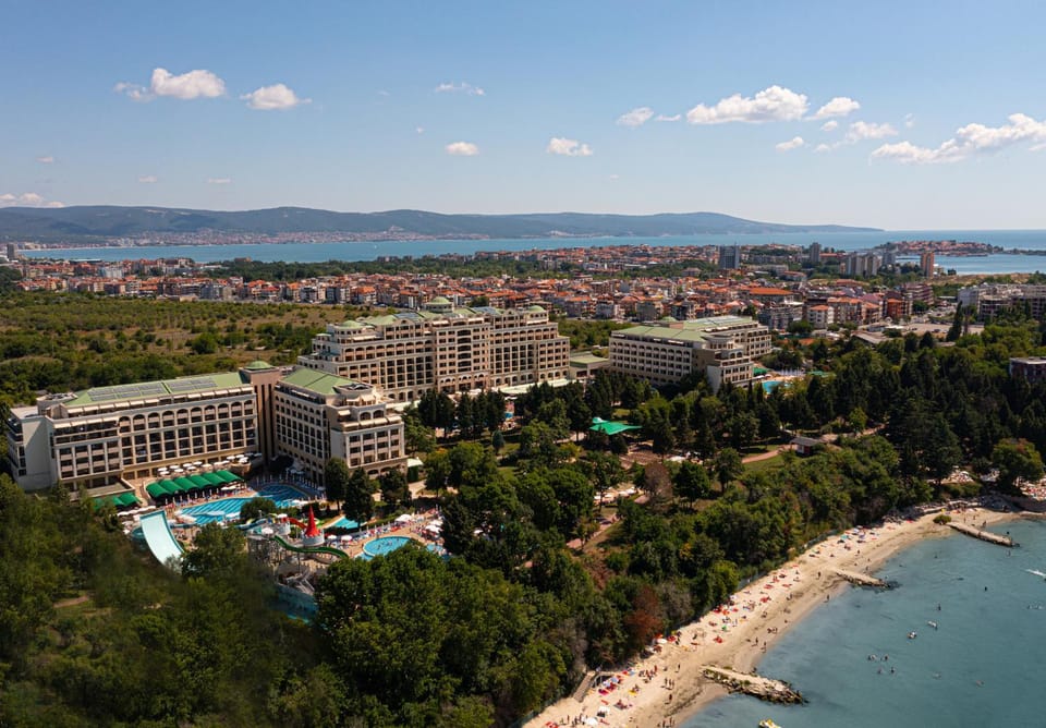 Property building, Nearby landmark, Facade/entrance, Natural landscape, Bird's eye view, Summer, Garden, View (from property/room), Beach, Beach, Aqua park, Kids's club, Garden view, Landmark view, Sea view, Area and facilities, Area and facilities, Certificate/Award, Family, VIP