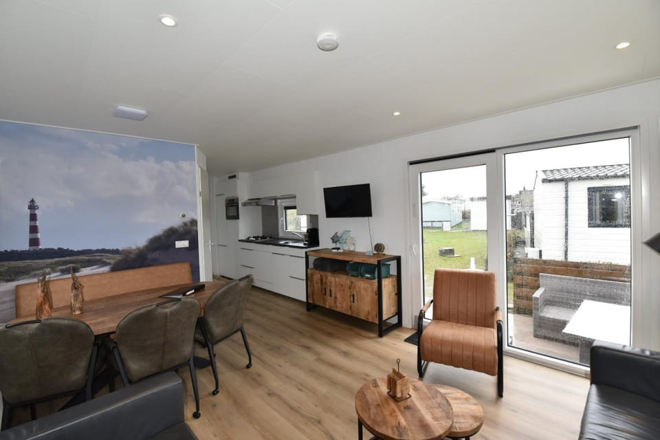 Living room, Food