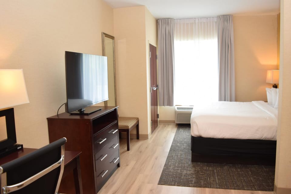Cicero Grand - Syracuse North Hotel in Oneida Lake