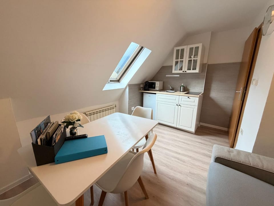 Living room, kitchen