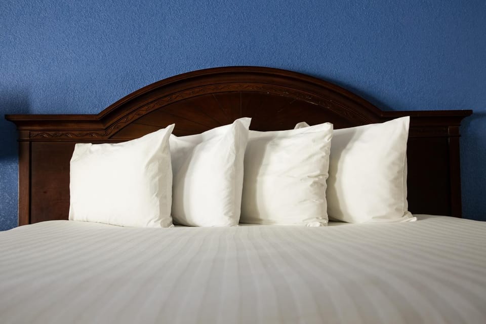 Anaheim Carriage Inn Hotel in Garden Grove