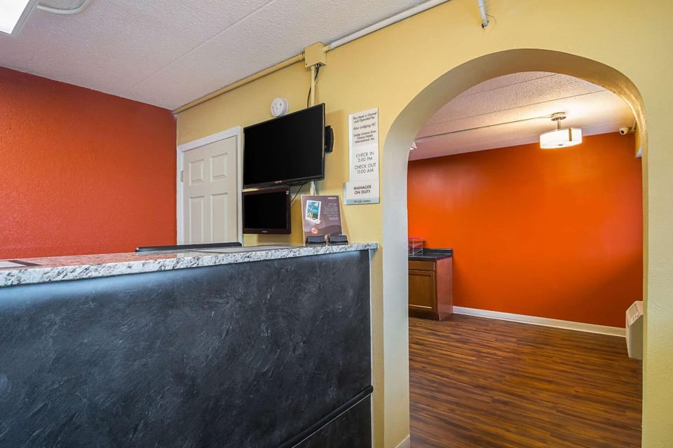 Lobby or reception, On site