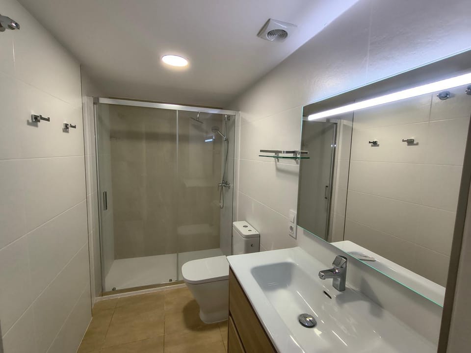 Shower, Bathroom