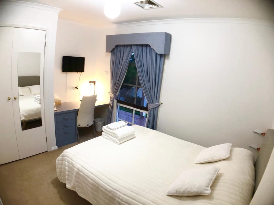 TV and multimedia, Bedroom