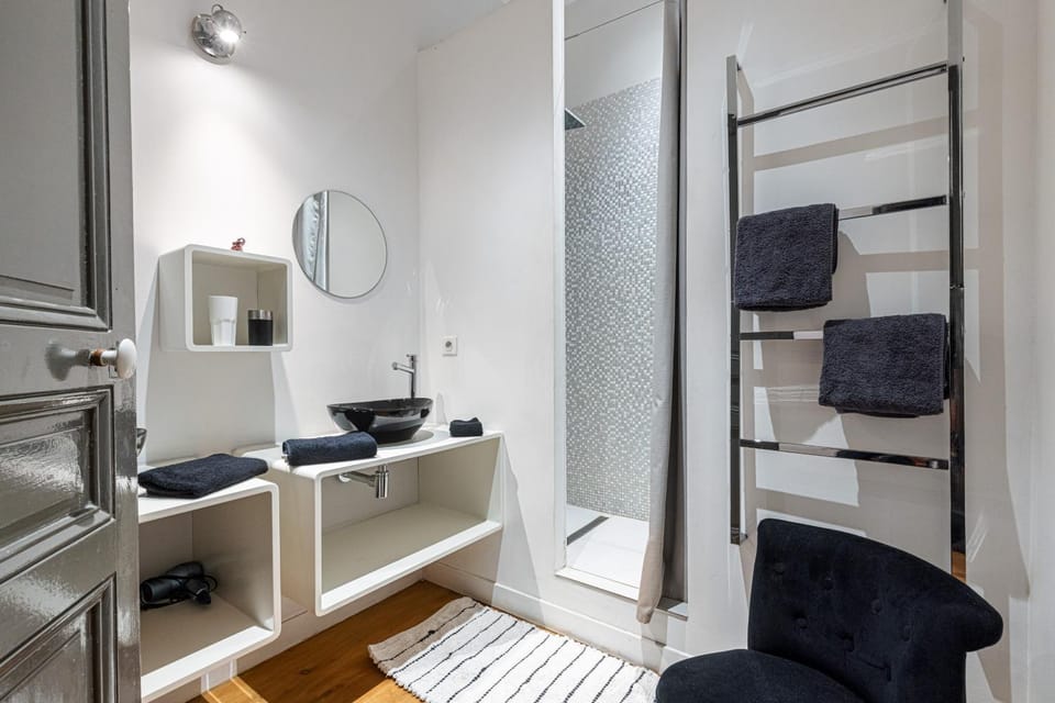 Travel lodge Apartment in Cannes