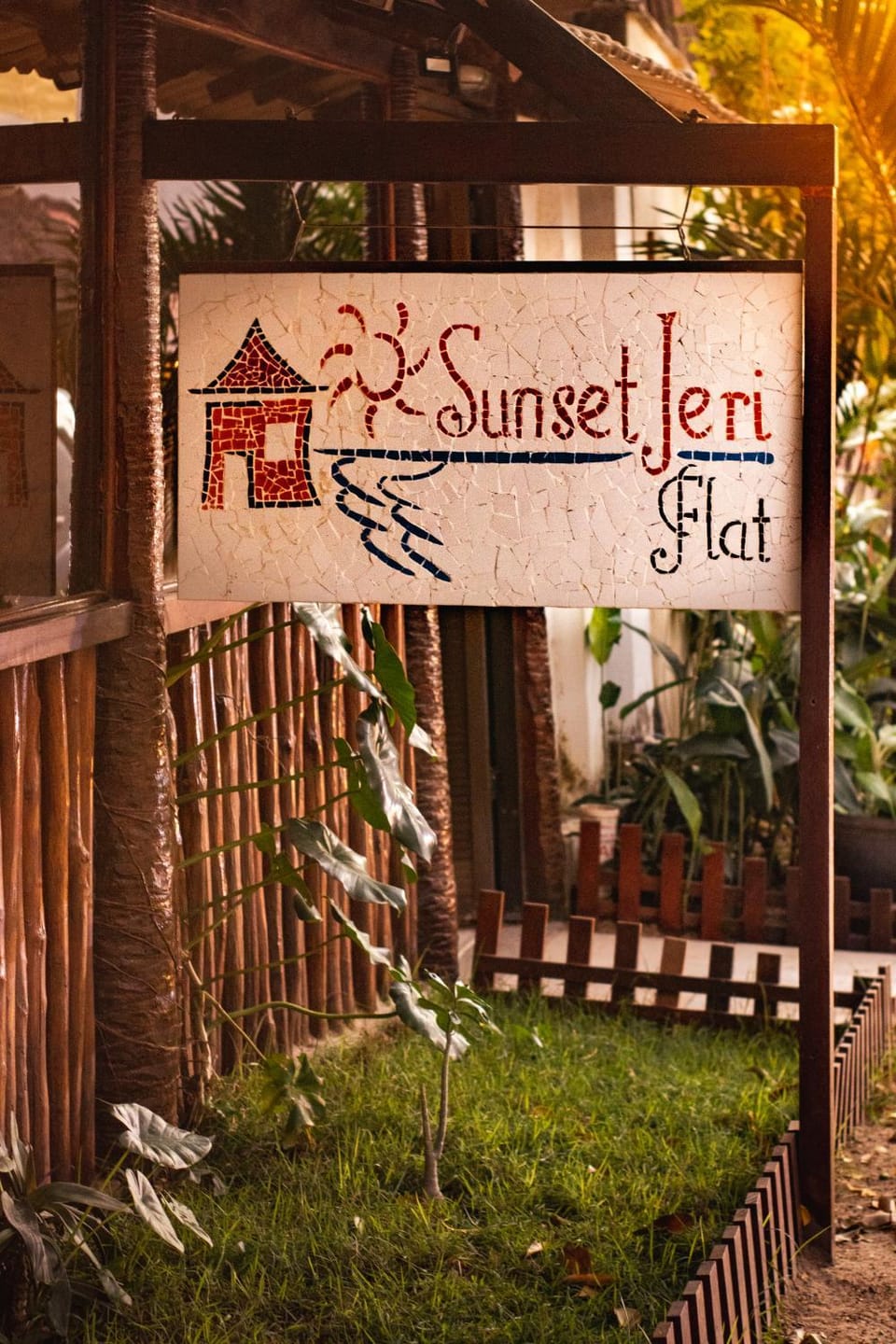 Day, Property logo or sign, Garden, Logo/Certificate/Sign