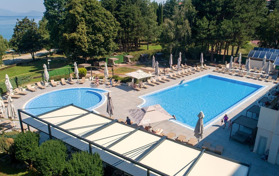 Property building, Swimming pool