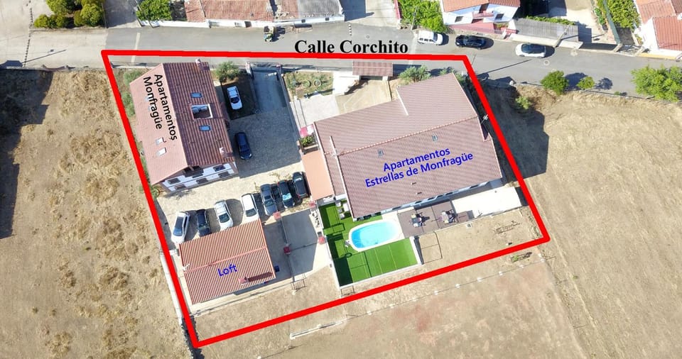 Off site, Bird's eye view