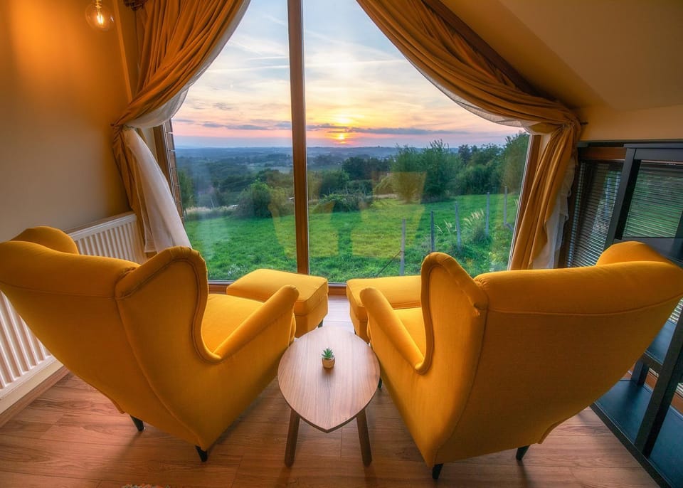 Natural landscape, Living room, Seating area