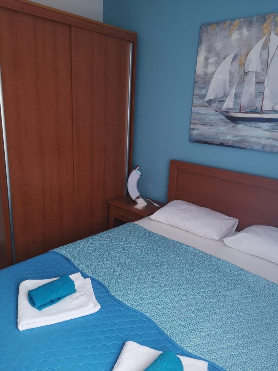 Bedroom, wardrobe