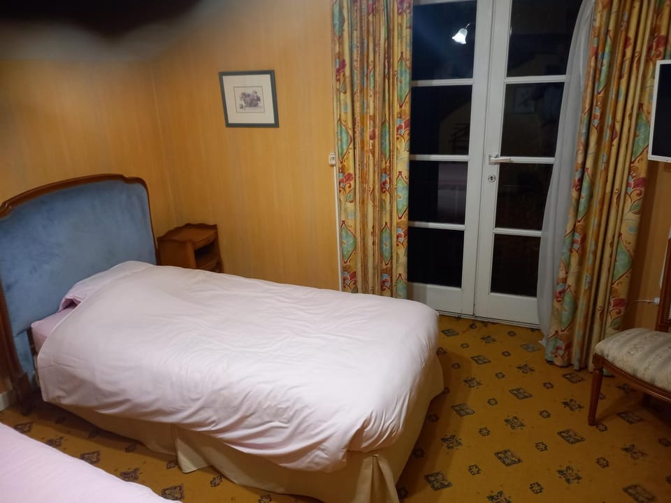 Manoir de Tromcourt Bed and Breakfast in Belgium