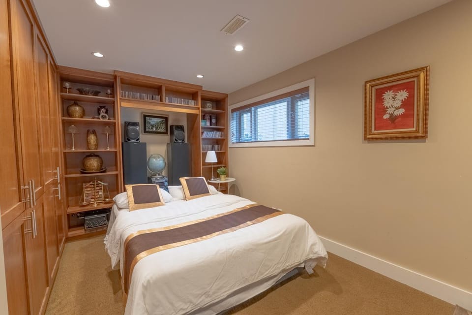 Bed, Bedroom, wardrobe