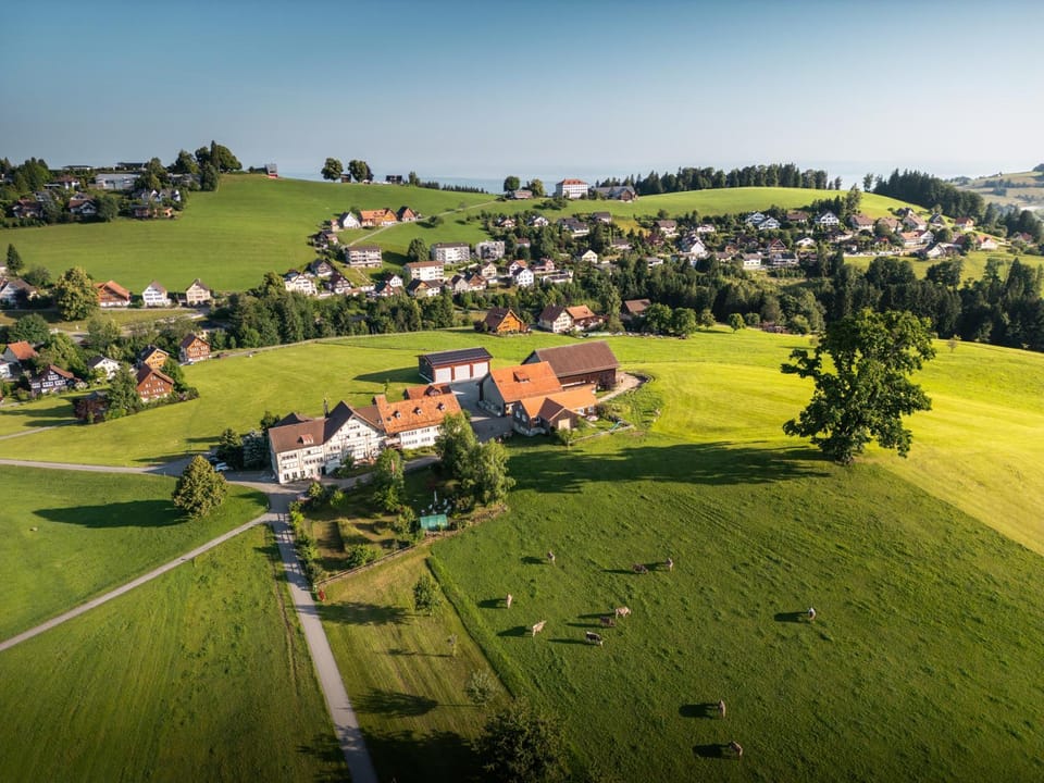 Property building, Day, Neighbourhood, Natural landscape, Bird's eye view