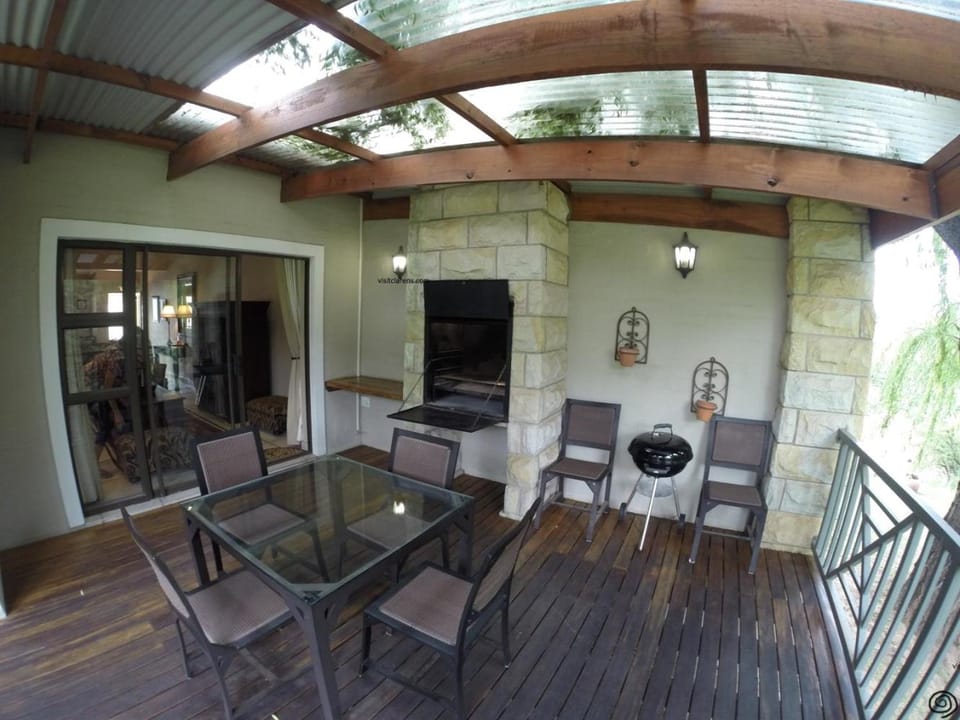 Communal lounge/ TV room, BBQ facilities, Balcony/Terrace