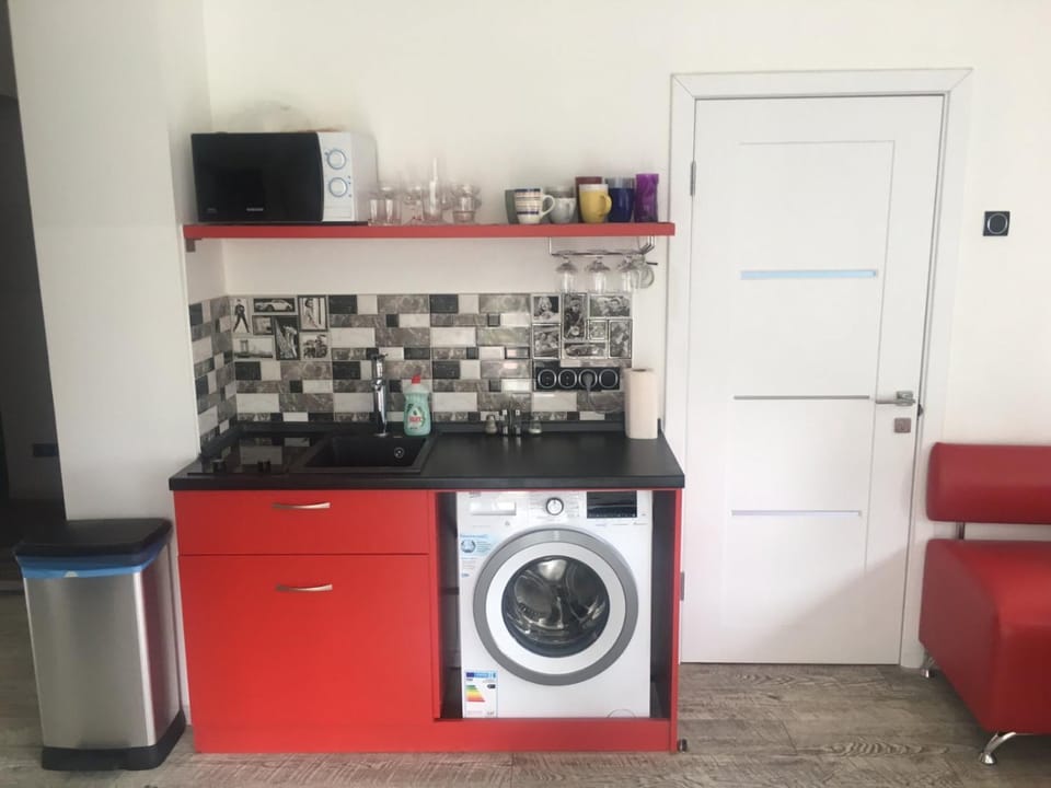 Kitchen or kitchenette, Photo of the whole room