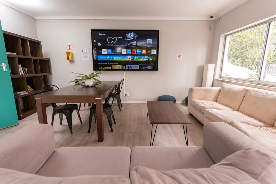 Lobby or reception, Entertainment