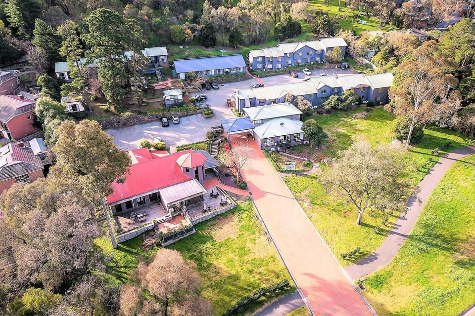 Property building, Bird's eye view