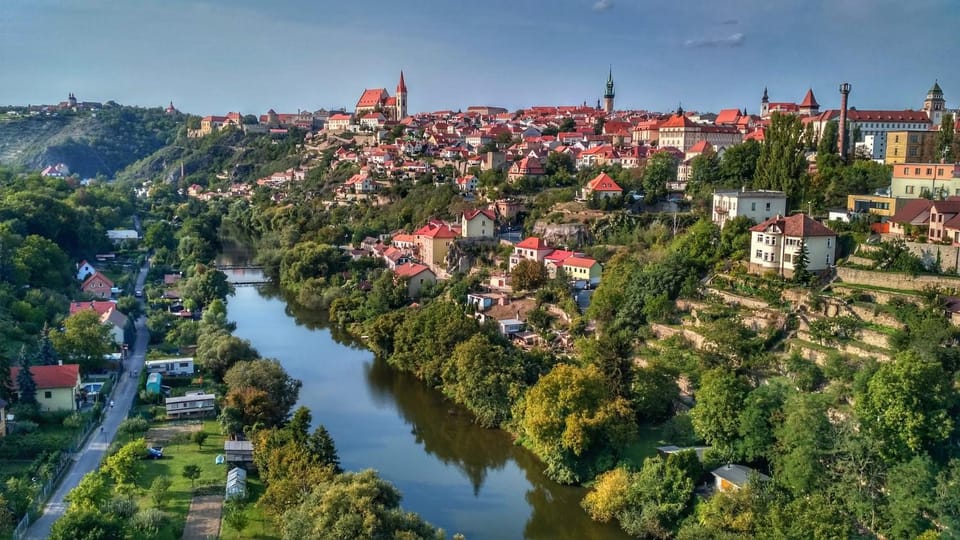 Nearby landmark, Off site, Natural landscape, River view