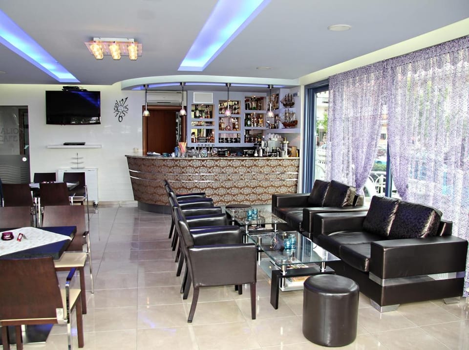 Lounge or bar