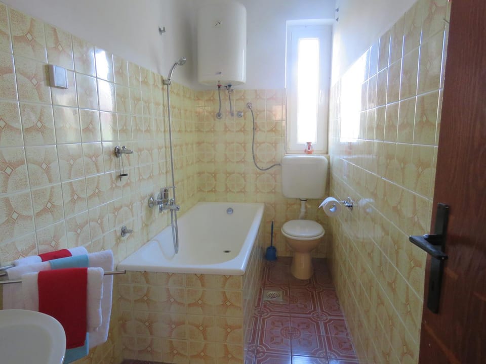 Toilet, Bathroom