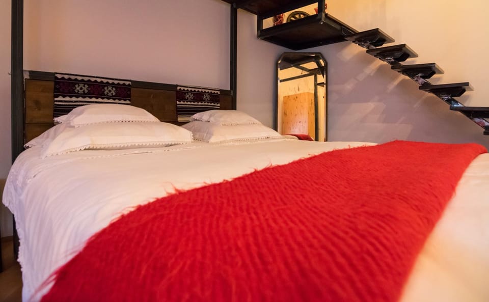 bunk bed