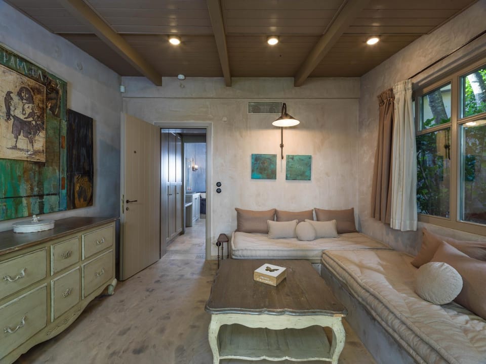 Six Keys Bed and Breakfast in Magnesia Prefecture, Greece