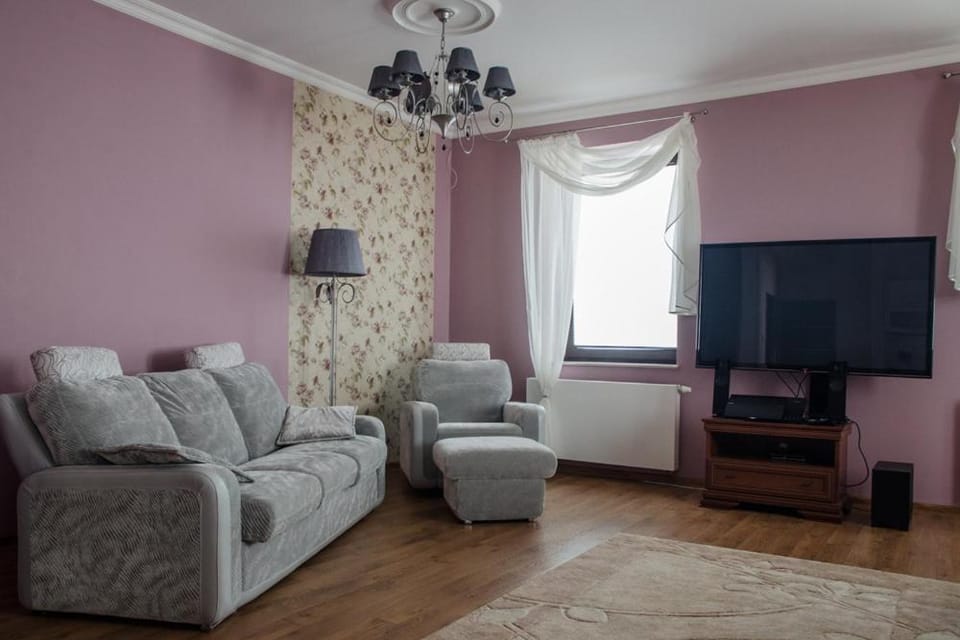 Communal lounge/ TV room, TV and multimedia, Living room, Seating area