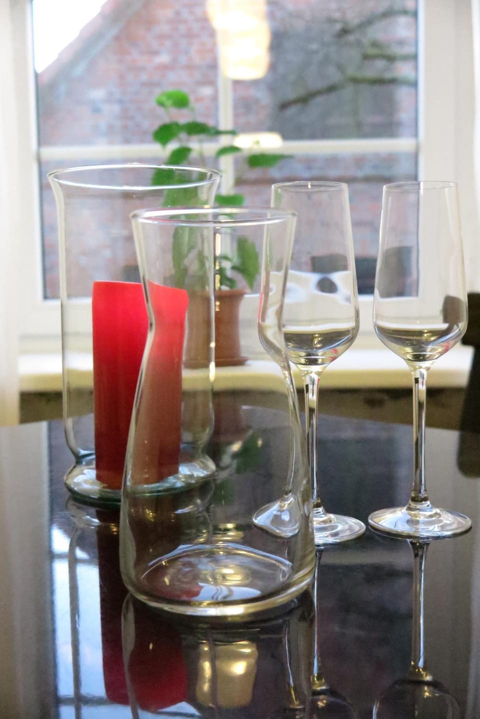 Kitchen or kitchenette, Decorative detail, Dining area