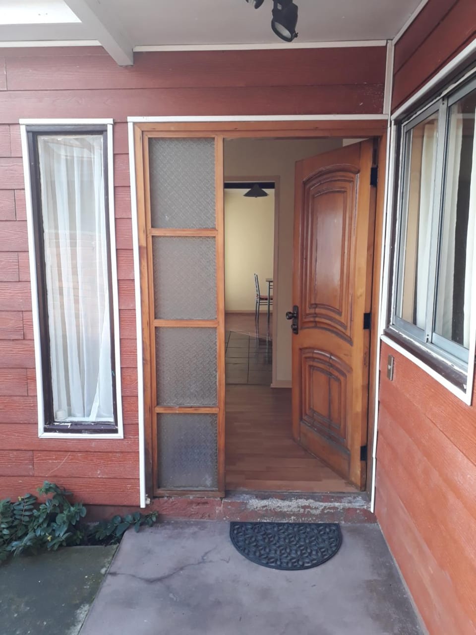Facade/entrance