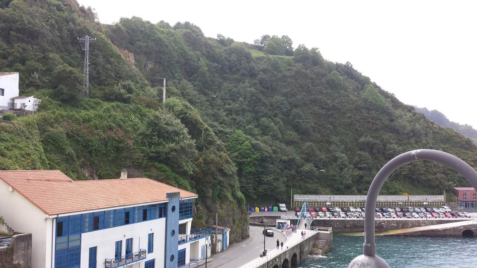 Casina del Puerto House in Cudillero