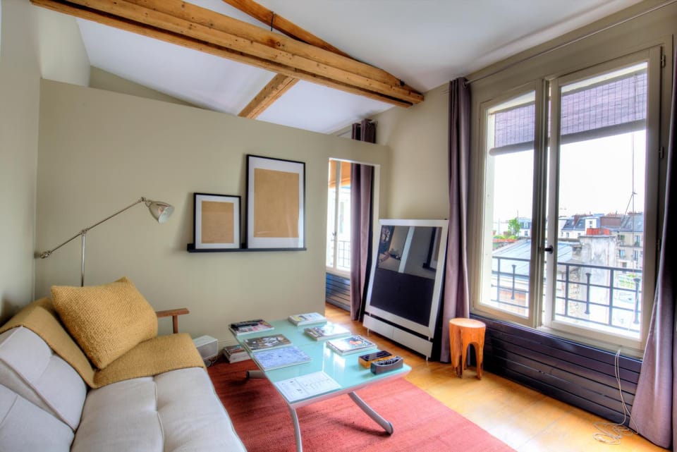 Communal lounge/ TV room, TV and multimedia, Living room, Seating area