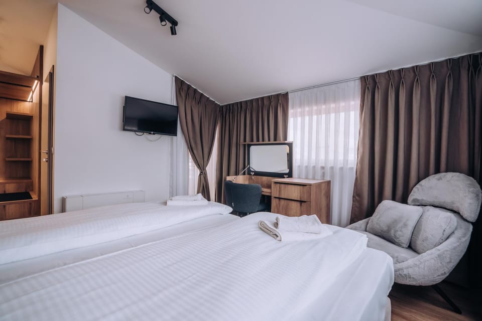 TV and multimedia, Photo of the whole room