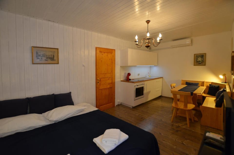 Kitchen or kitchenette, Living room, Dining area