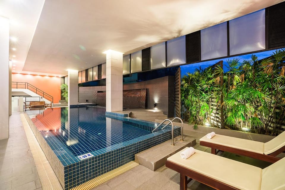 Swimming pool