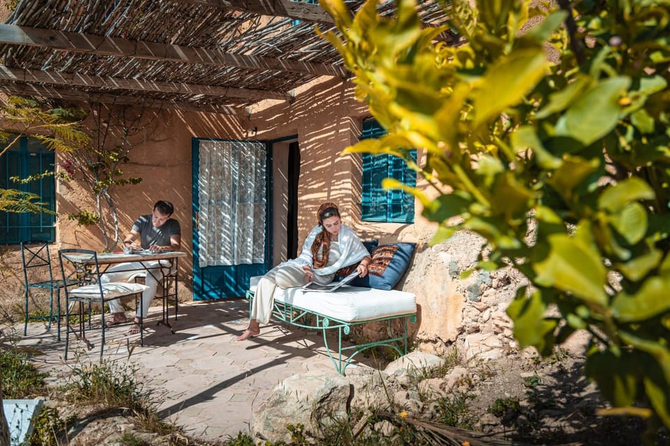 Patio, Seating area