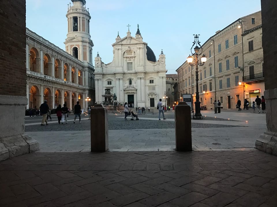 Hotel Pellegrino E Pace Hotel in Loreto