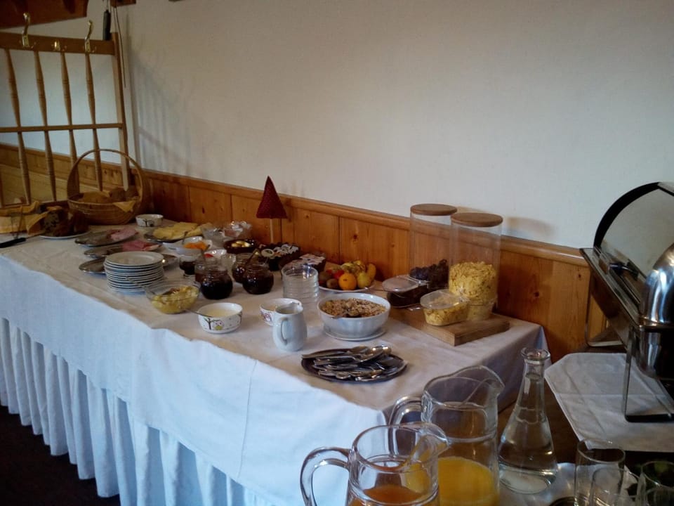 Buffet breakfast