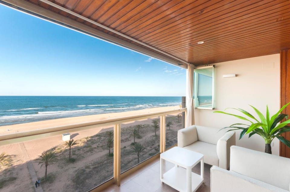 Seating area, Sea view