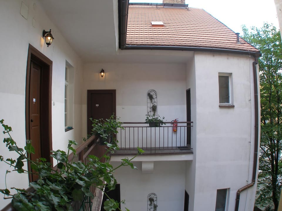 Property building, Balcony/Terrace
